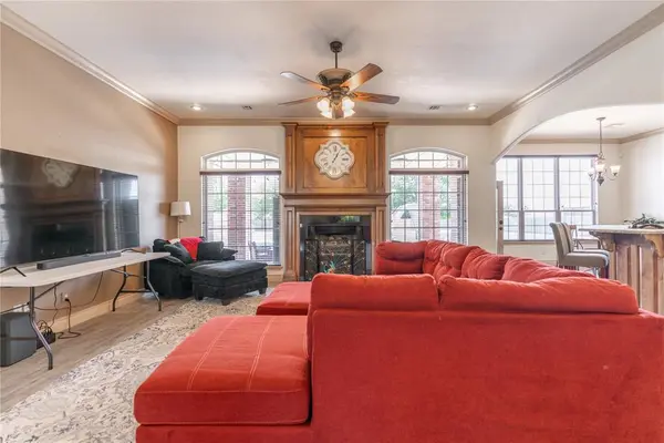 4108 Hidden Lake CIR, Moore, OK 73160