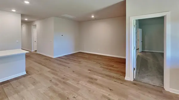 16304 Cherokee TRL, Piedmont, OK 73078