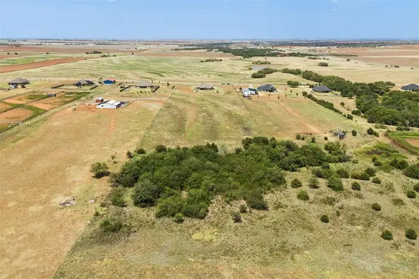 5264 NW Edmond RD, Piedmont, OK 73078