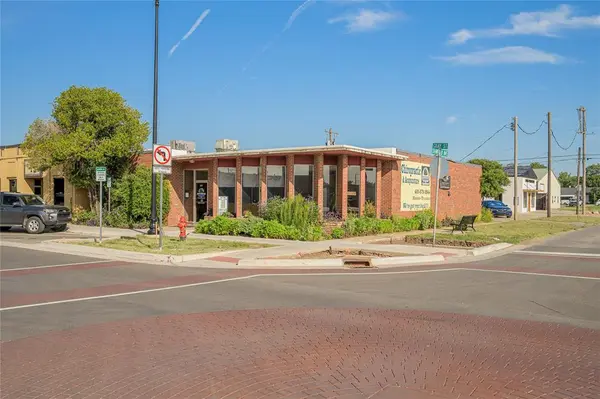 231 E Gray ST, Norman, OK 73069