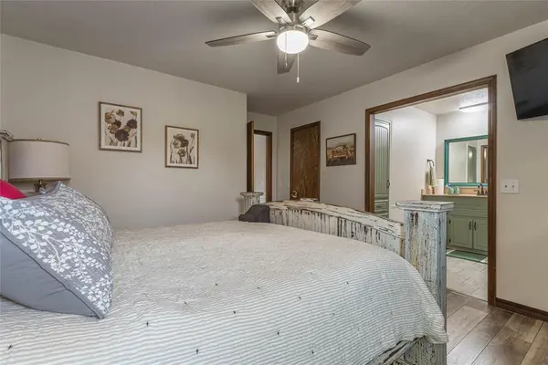 1006 Stonegate DR, Weatherford, OK 73096