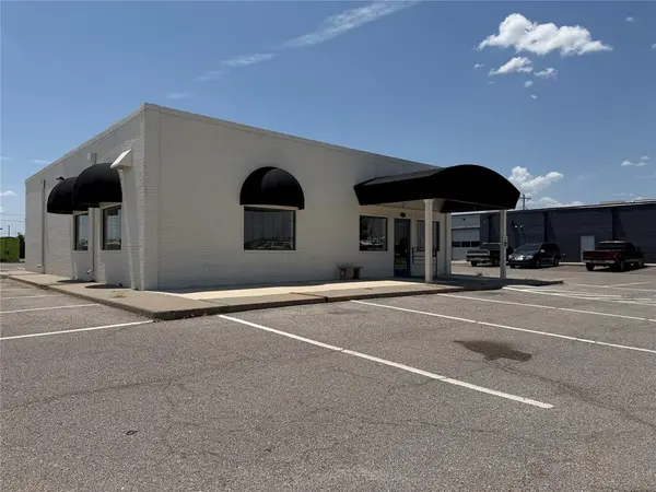 11704 S Western AVE, Oklahoma City, OK 73170