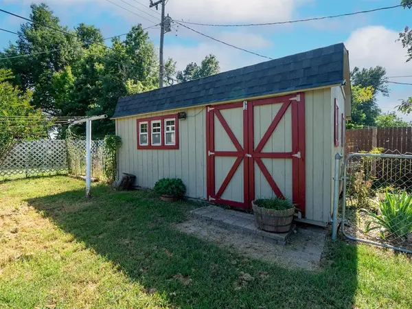 4932 Michael PL, Del City, OK 73115