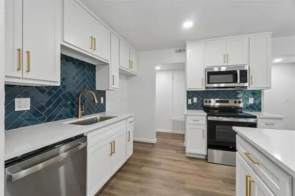 208 N English DR, Oklahoma City, OK 73160