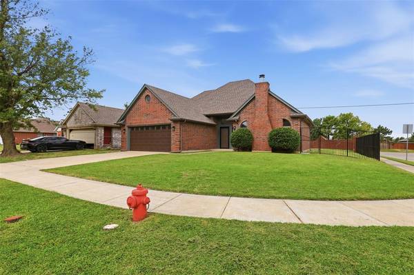 8101 Timothy LN, Oklahoma City, OK 73135