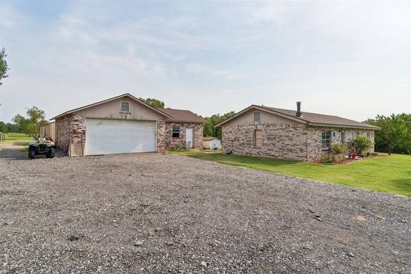 34603 Pinehill RD, Bristow, OK 74010