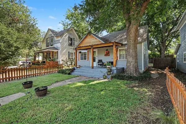 522 N Broad ST, Guthrie, OK 73044