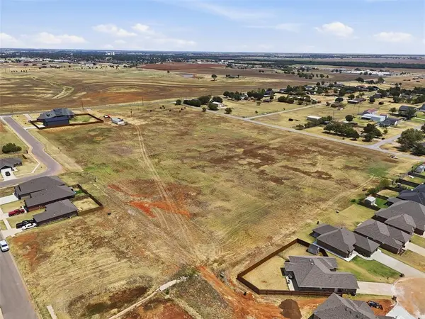 Starlite DR, Kingfisher, OK 73750