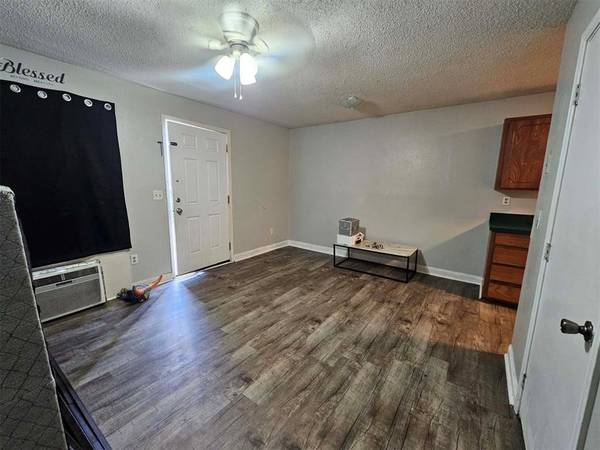 906 NW A ST, Ardmore, OK 73401