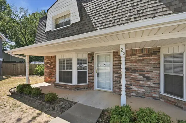 22 Tawana DR, Shawnee, OK 74804