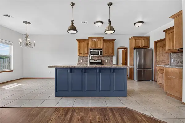 2112 Appalachian TRL, Edmond, OK 73003