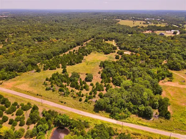 45285 Bob Crouch Rd RD, Tecumseh, OK 74873
