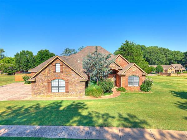 3077 Ridgecrest DR, Purcell, OK 73080