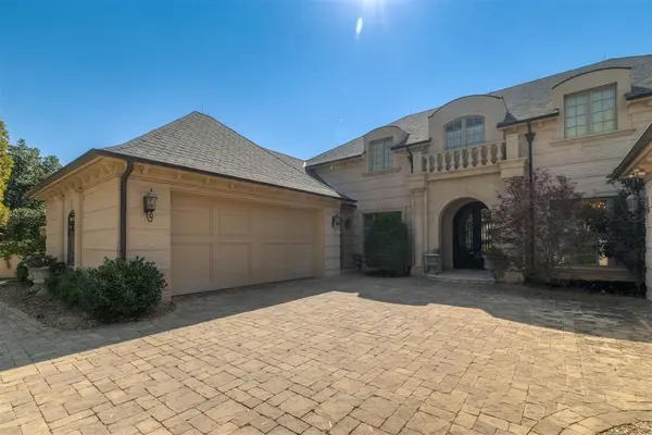 2404 NW Grand Circle CIR, Oklahoma City, OK 73116
