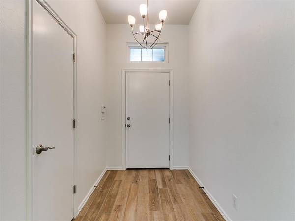 409 NW 141st CIR, Edmond, OK 73013
