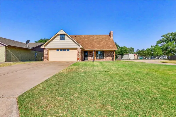 111 Mockingbird LN, Elk City, OK 73644