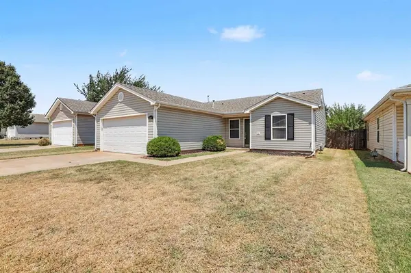 1801 NW 147th ST, Edmond, OK 73013