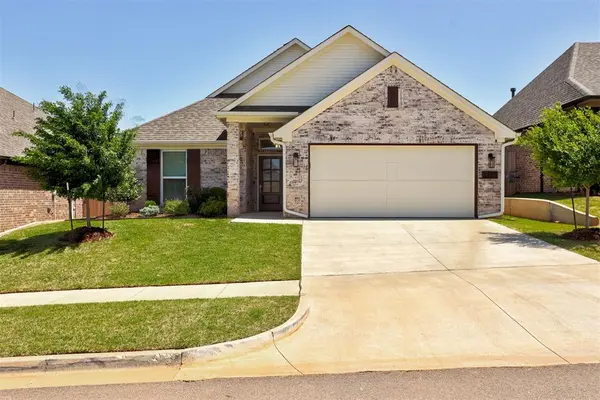 3727 Hardy DR, Norman, OK 73069