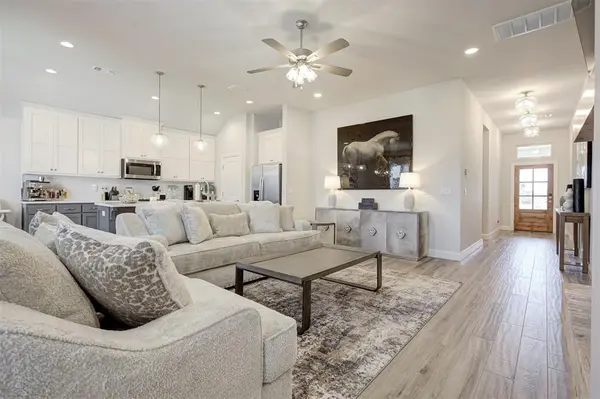 3727 Hardy DR, Norman, OK 73069