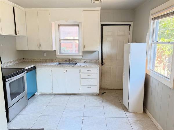 1405 NW 94th ST, Oklahoma City, OK 73114