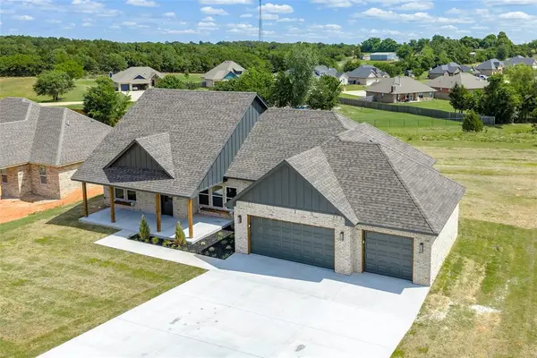 11460 White Tail RDG, Guthrie, OK 73044