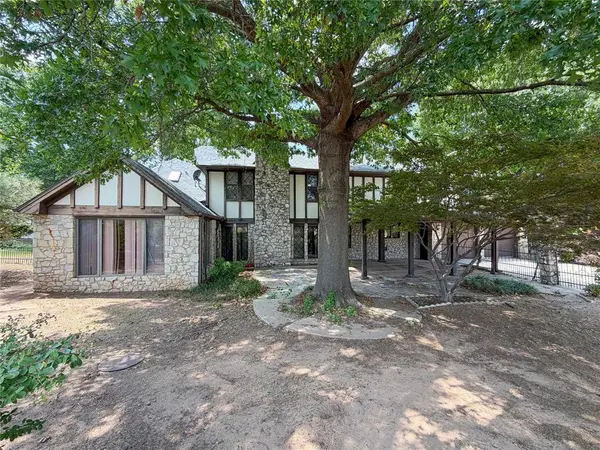 2317 Robinwood CIR, Shawnee, OK 74801