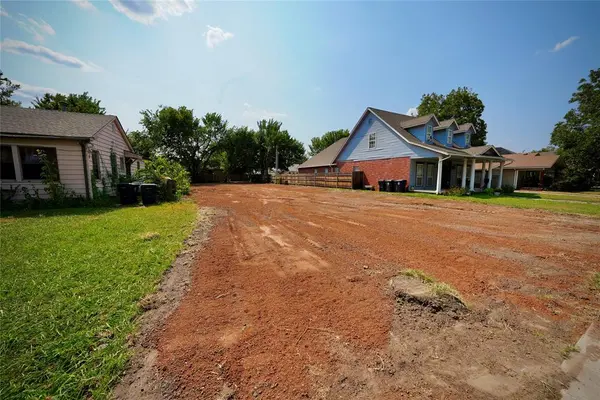 4803 N Asbury AVE, Bethany, OK 73008