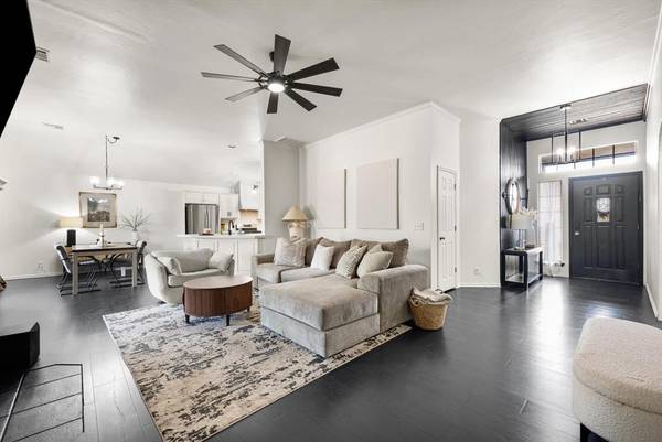 17025 Woodvine DR, Edmond, OK 73012