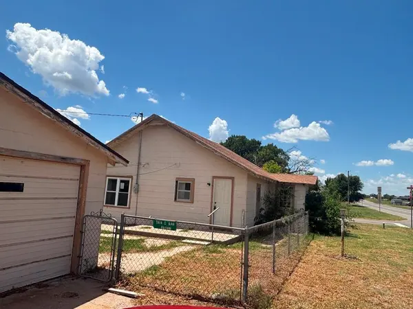 417 W First ST, Gage, OK 73843