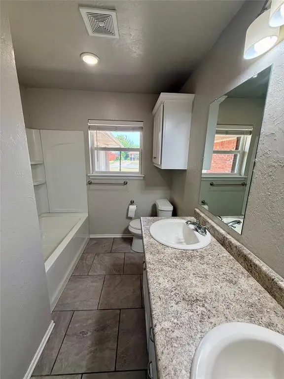 1132 NW 104th ST, Oklahoma City, OK 73114