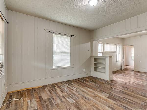 2109 NE 12th ST, Oklahoma City, OK 73117