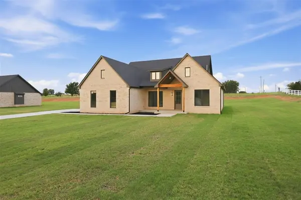 2179 Providence WAY, Crescent, OK 73028