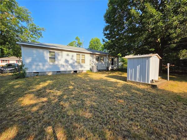 311 N Roosevelt AVE, Shawnee, OK 74801