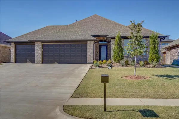 2133 Santa Monica ST, Edmond, OK 73034