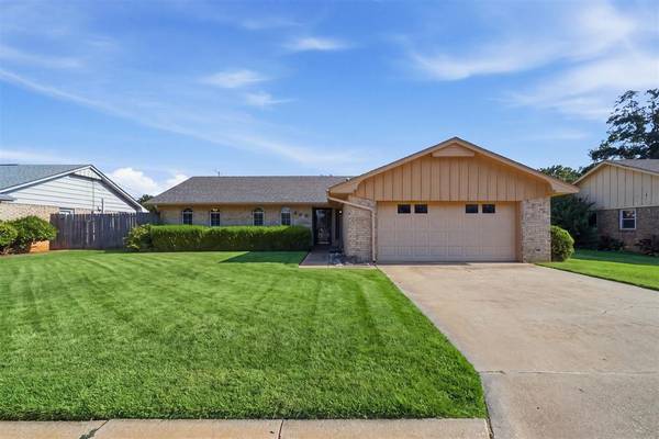 500 Sequoyah LN, Altus, OK 73521