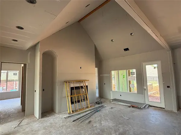 3109 Basanova DR, Edmond, OK 73034