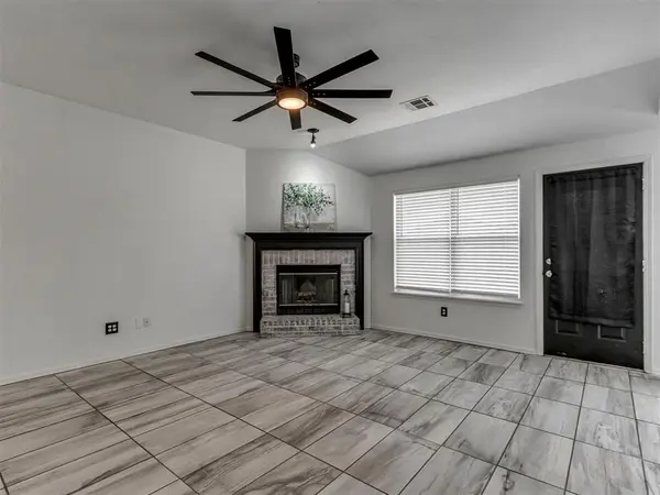 220 SW 142nd ST, Oklahoma City, OK 73170