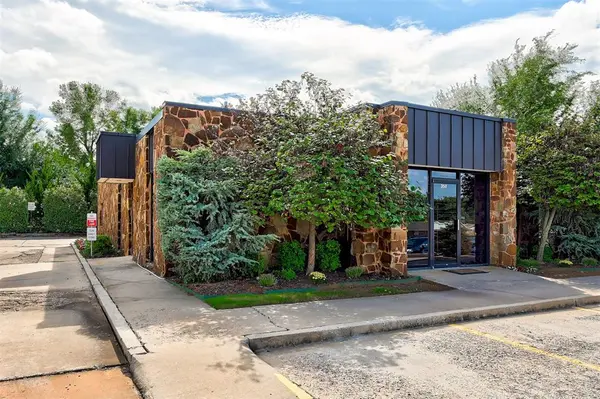 350 W Vandament AVE, Yukon, OK 73099