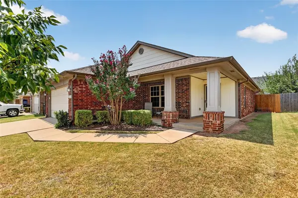 18205 Viento DR, Edmond, OK 73012