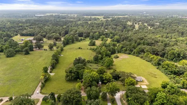 2 Kuykendall RD, Broken Bow, OK 74728