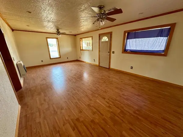 201 S Ninth ST, Cheyenne, OK 73628
