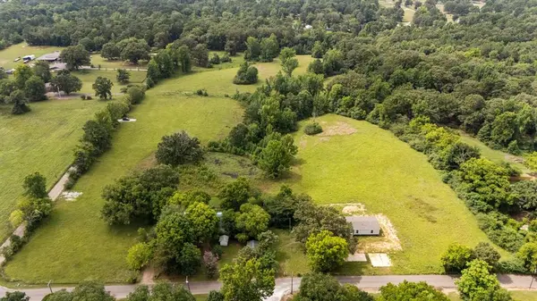 6 Chipmunk RD, Broken Bow, OK 74728