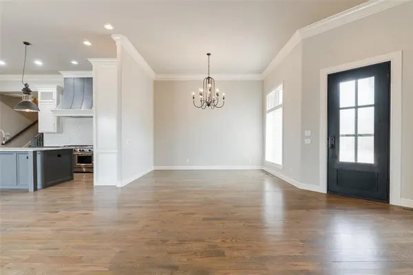 16385 Scotland WAY, Edmond, OK 73013