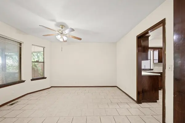 2013 Tanglewood DR, Edmond, OK 73013