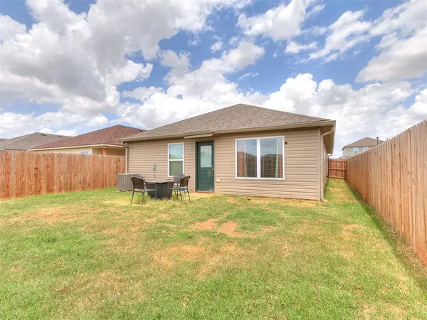 12008 SW 32nd ST, Yukon, OK 73099