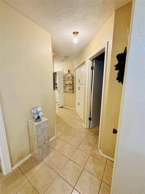 11901 N Mustang RD, Yukon, OK 73099