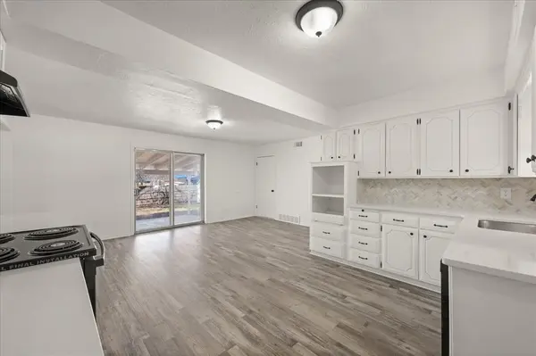141 W Silver Meadow DR, Midwest City, OK 73110