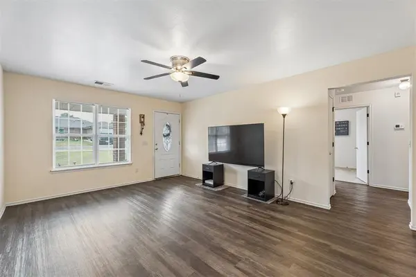 637 SW 11th ST, Blanchard, OK 73010