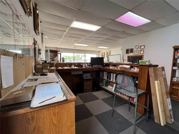212 W Main ST, Anadarko, OK 73005