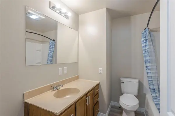 402 S Harrison AVE, Cushing, OK 74023